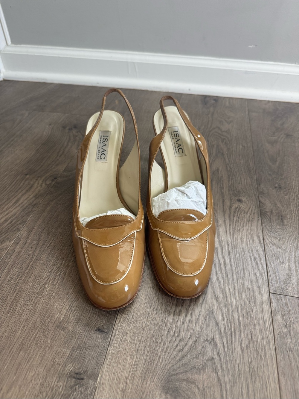 Isaac Mizrahi NY Camel Patent Leather Slingback Pumps Made in Italy Size 11